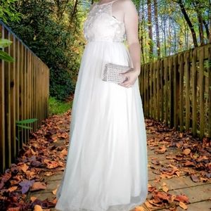 Dressembroidered illusion neck glitter tulle dress SIZE (3)